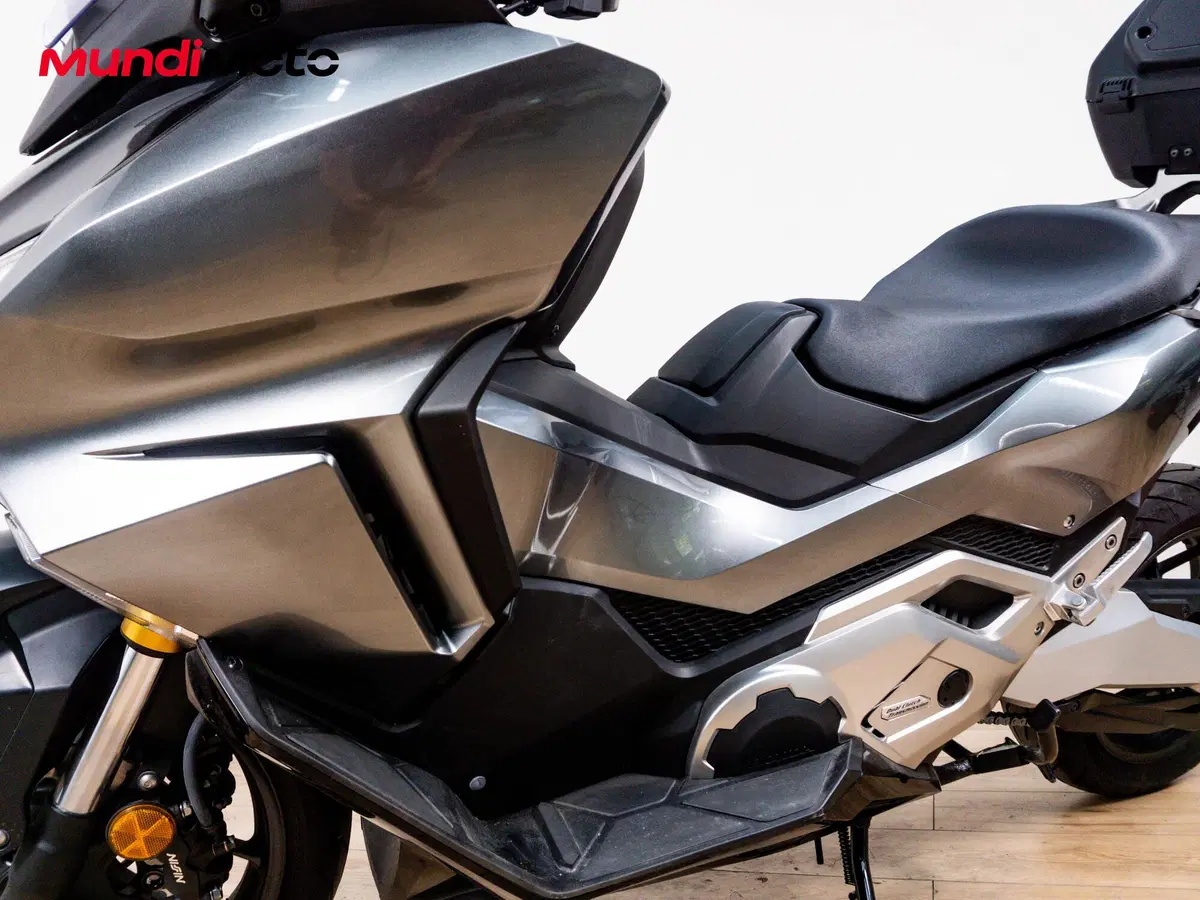 Honda Forza 750 (2025 - 26) (9)