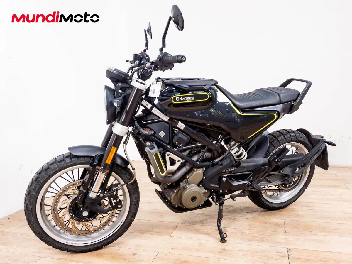 Husqvarna Svartpilen 401 (2020) (4)