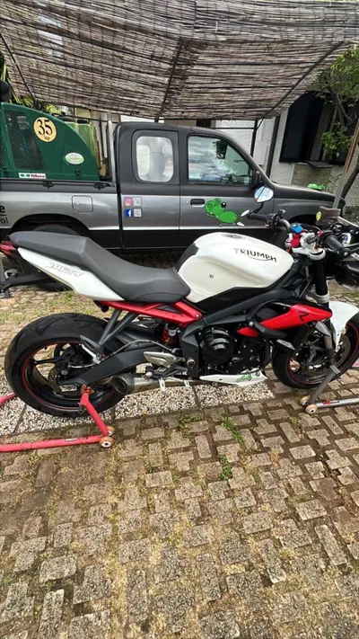 Triumph Street Triple R ABS (2013 - 17) usata