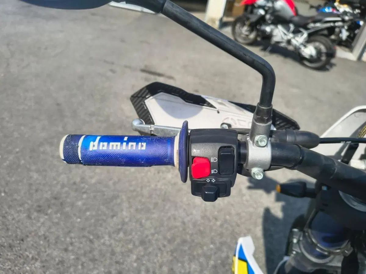 Suzuki DR-Z 400 SM (2005 - 06) (7)