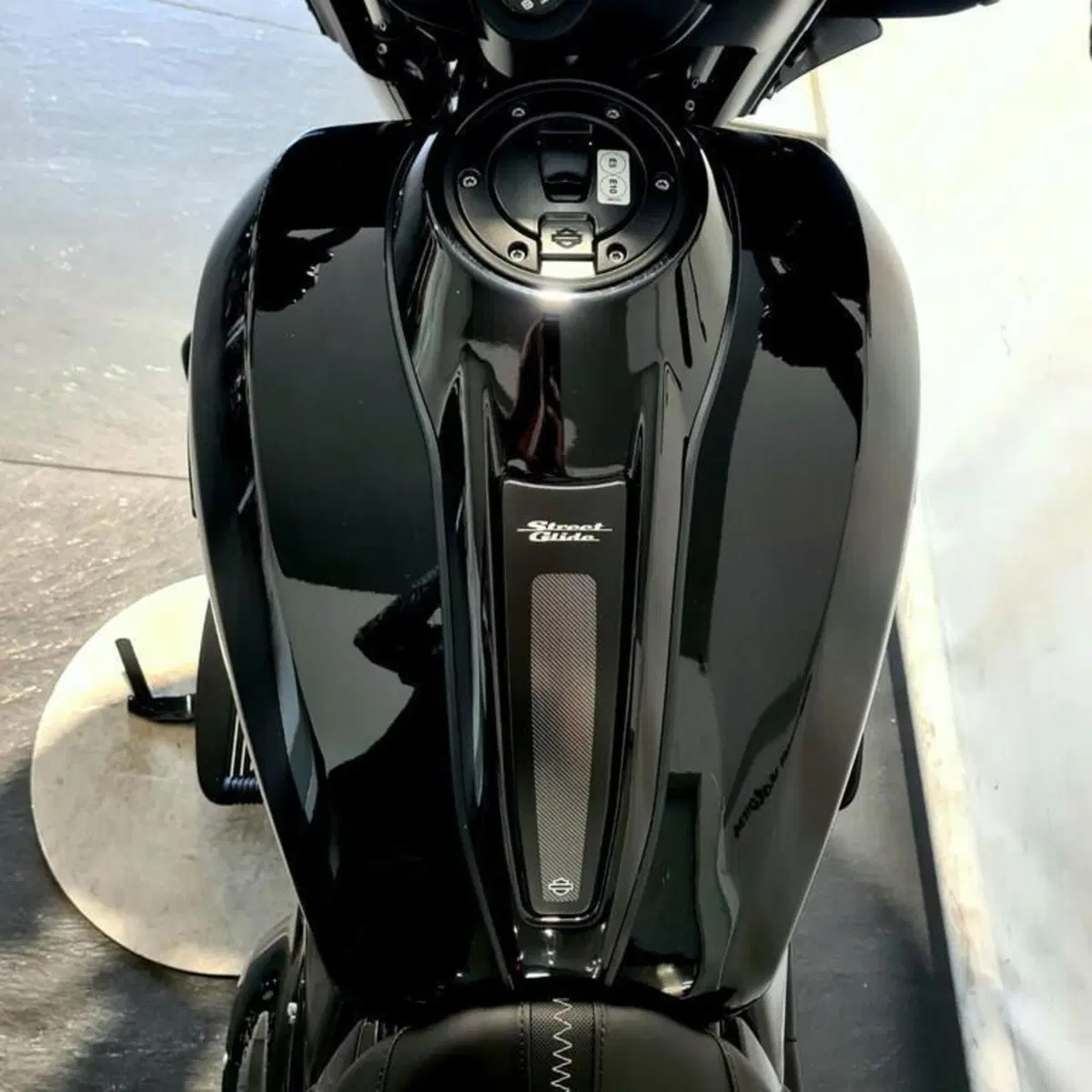 Harley-Davidson 117 Street Glide (2021) - FLHXSE (6)