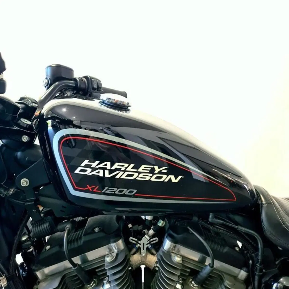 Harley-Davidson 1200 Roadster (2017 - 20) - XL 1200R (11)