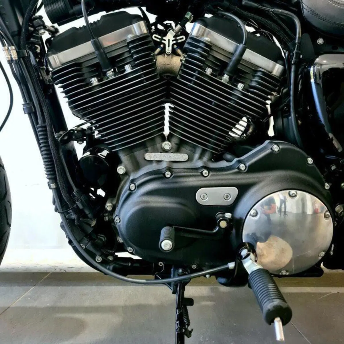 Harley-Davidson 1200 Roadster (2017 - 20) - XL 1200R (12)
