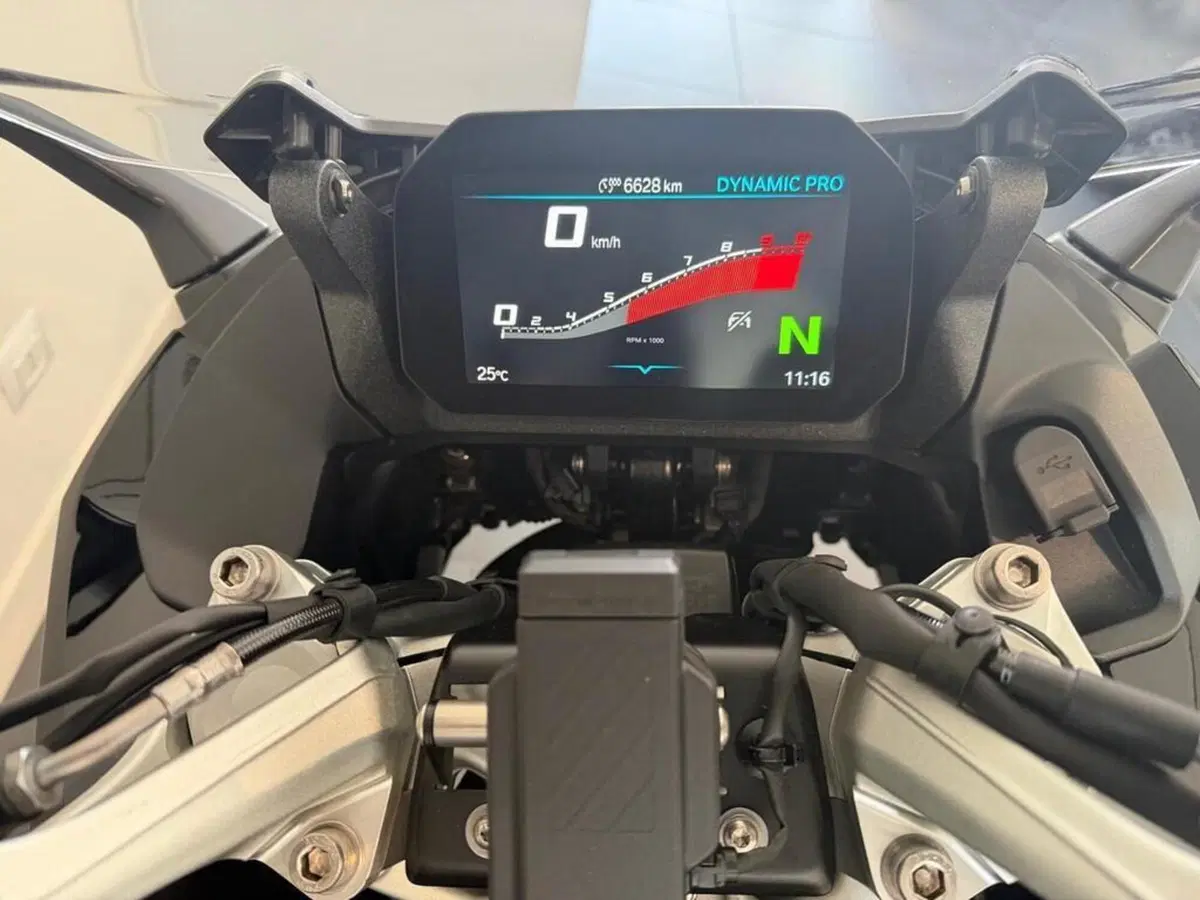 Bmw R 1300 RS (2026) (3)