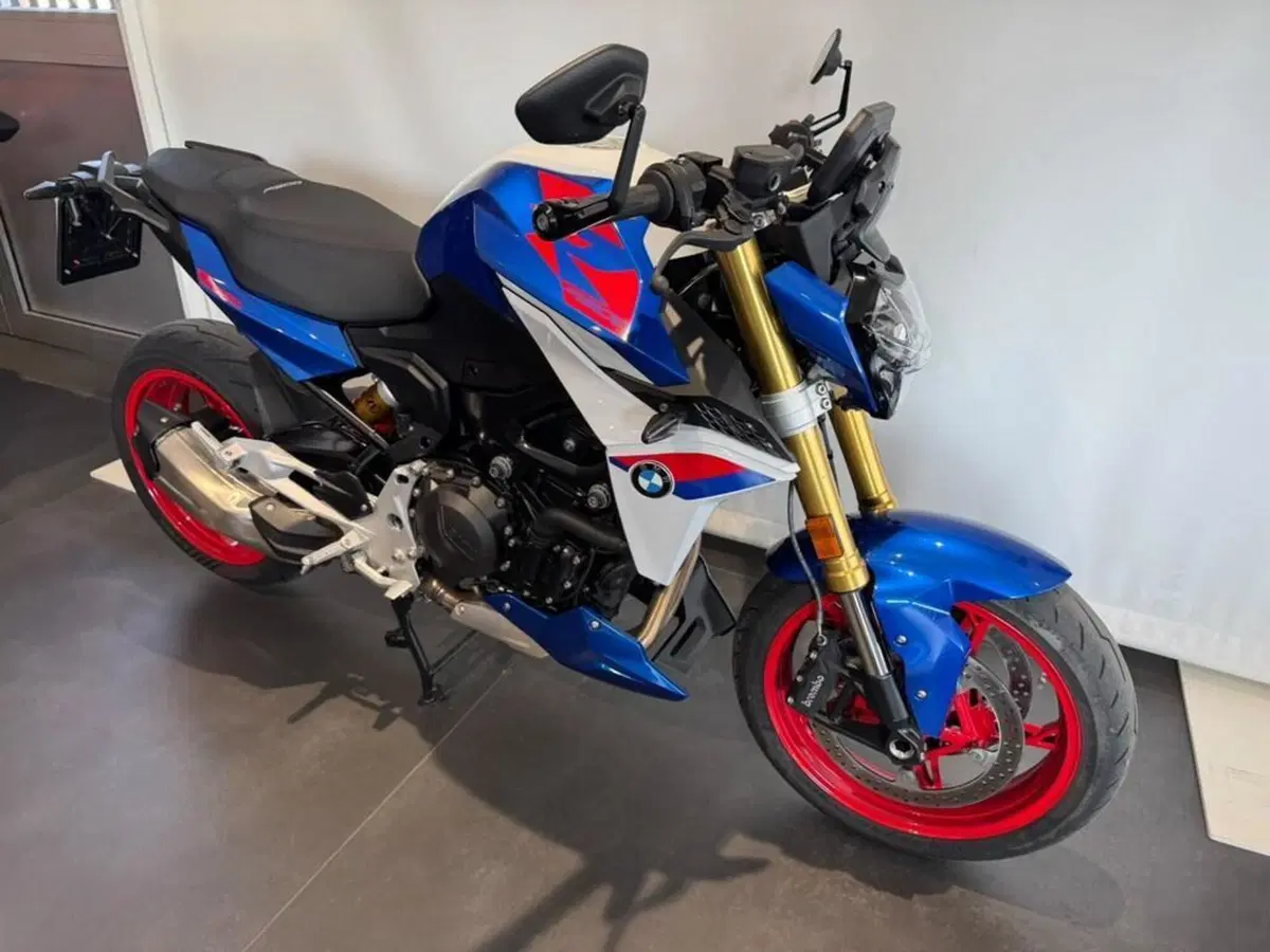 Bmw F 900 R (2025 - 27) (2)