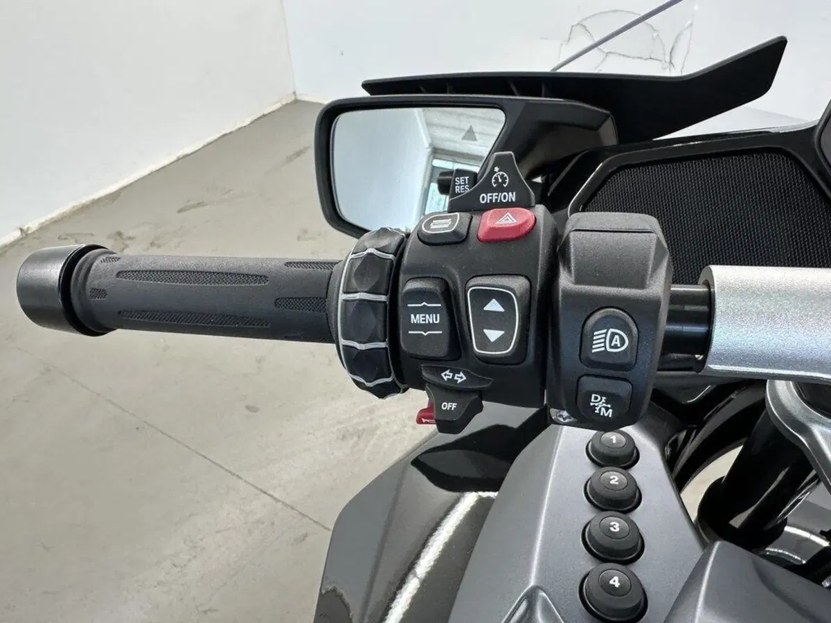 Bmw R 1300 RT (2026) (9)