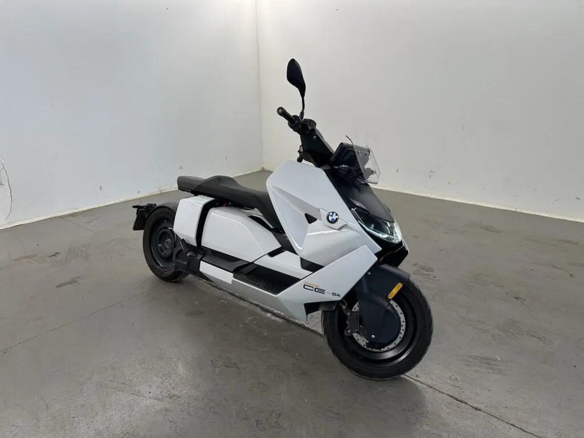 Bmw CE 04 (2021 - 25) (3)