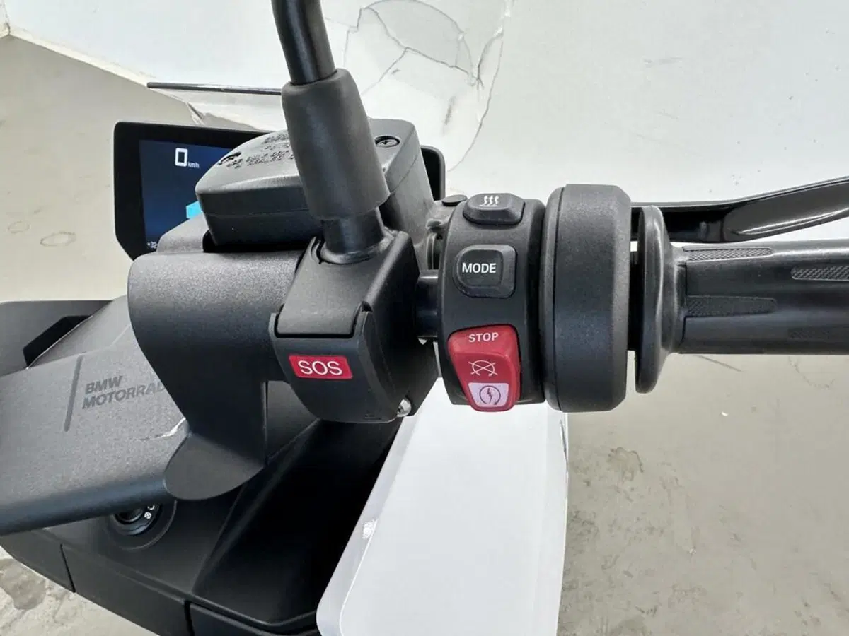 Bmw CE 04 (2021 - 25) (10)
