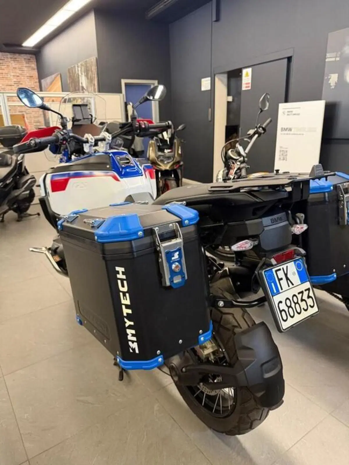 Bmw R 1300 GS Adventure Trophy (2025 - 26) (4)