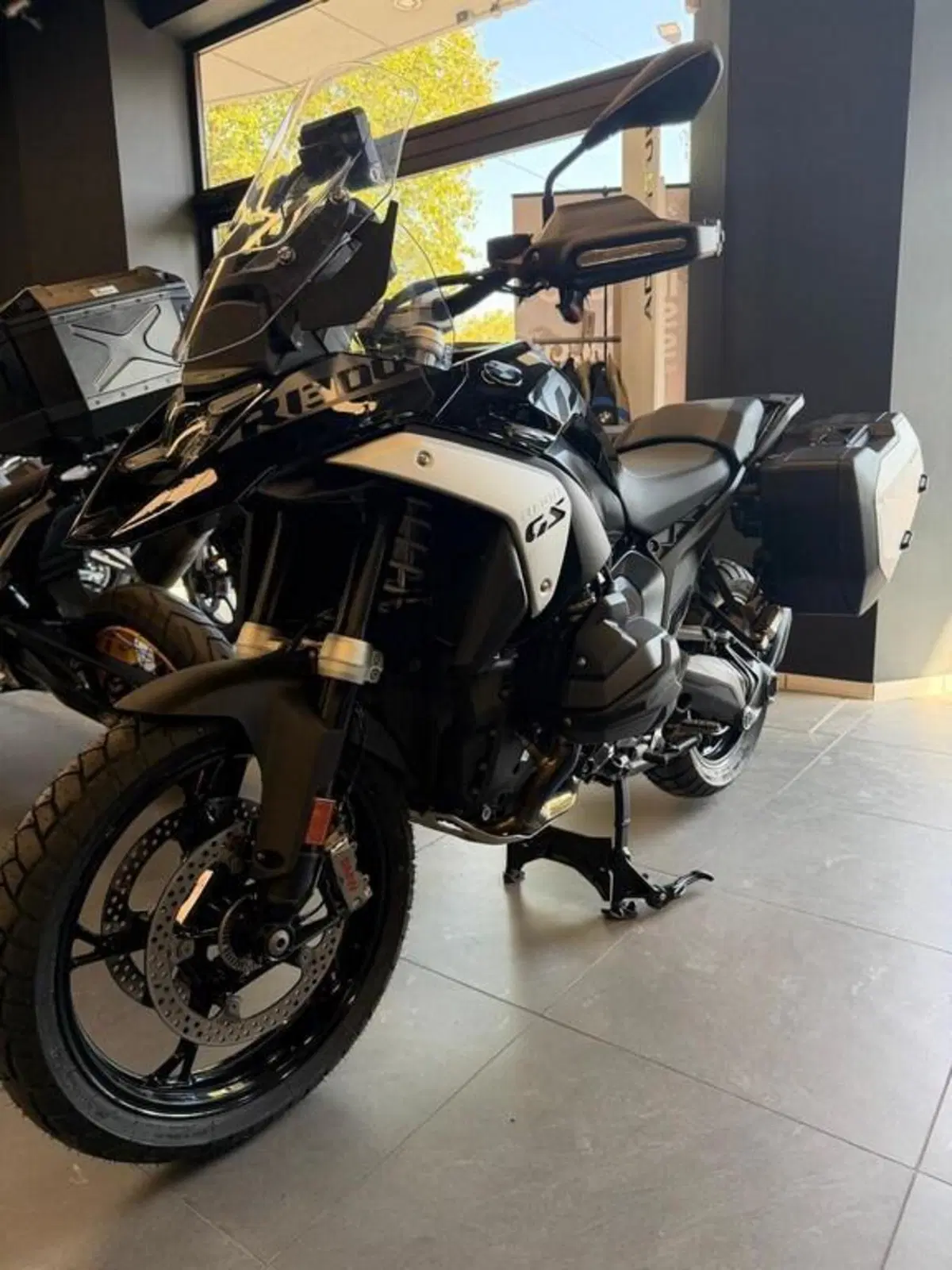 Bmw R 1300 GS (2023 - 26) (2)