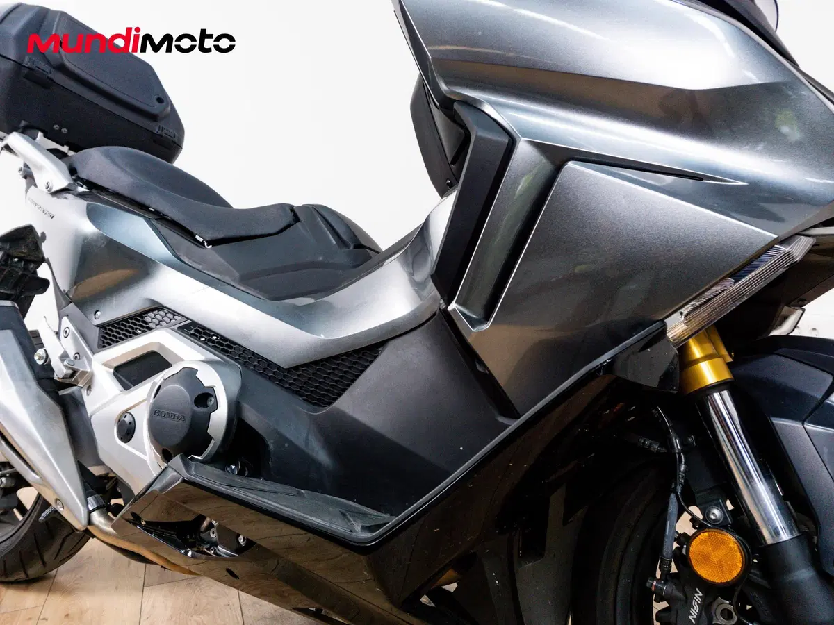 Honda Forza 750 (2025 - 26) (5)