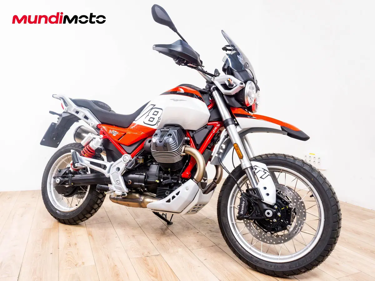 Moto Guzzi V85 TT (2024 - 26) (2)