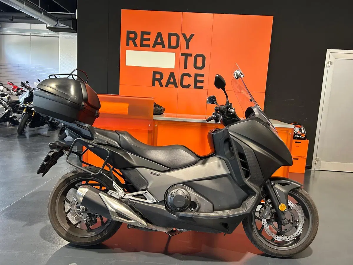 Honda Integra 750 DCT (2016 - 17) (2)
