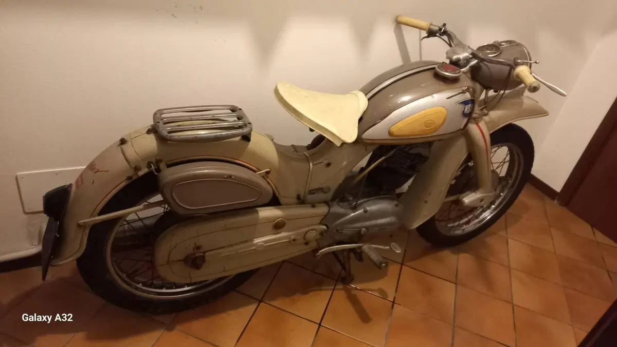 Nsu max 250 (4)