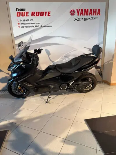 Yamaha T-Max 560 Tech Max (2022 - 24) usata