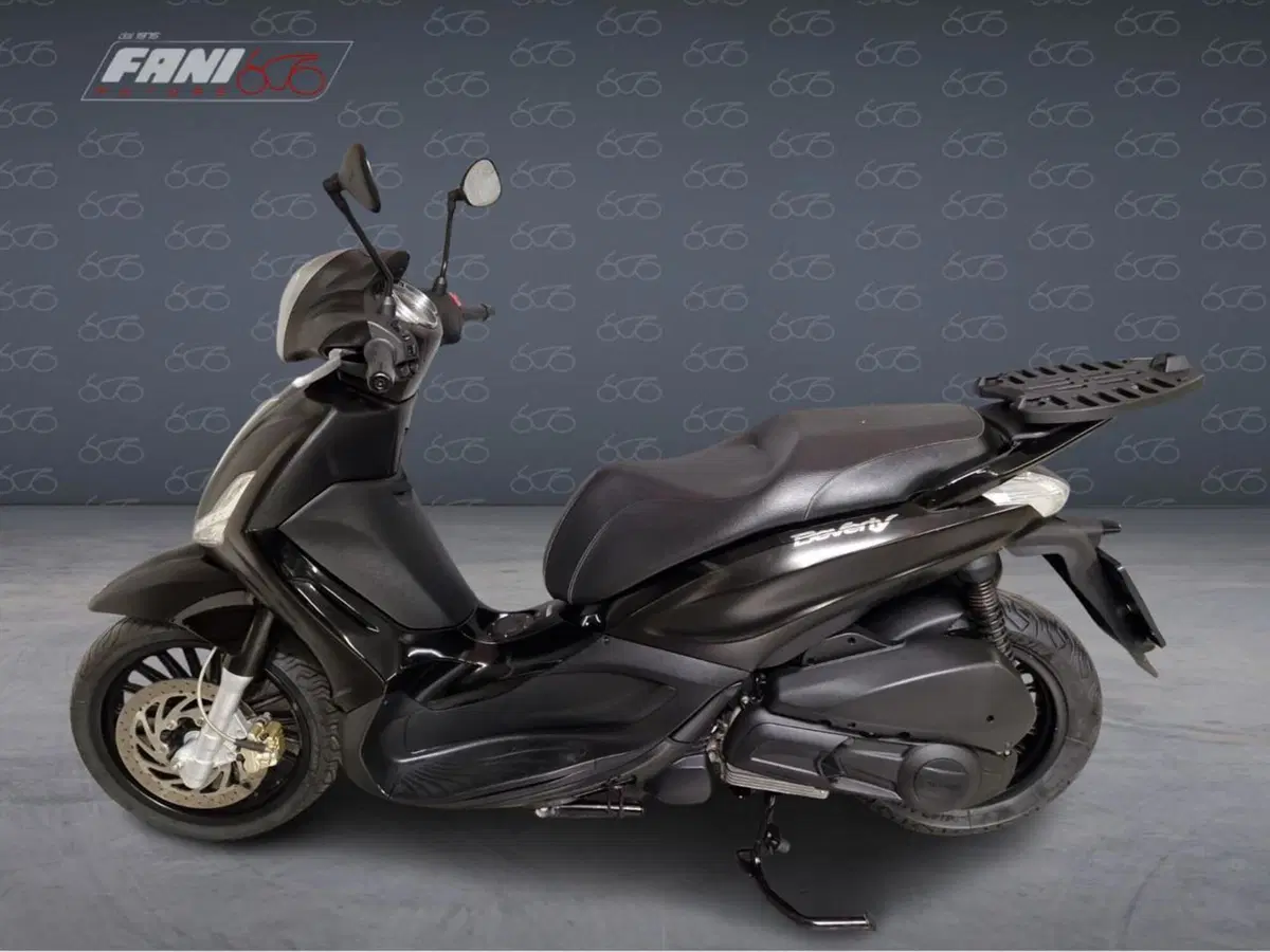 Piaggio Beverly 300 i.e. (2010 - 16) (3)