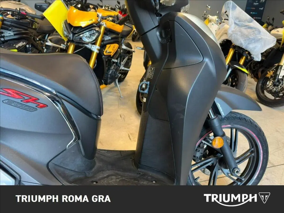 Honda SH 300 i Sport ABS (2018 - 20) (6)