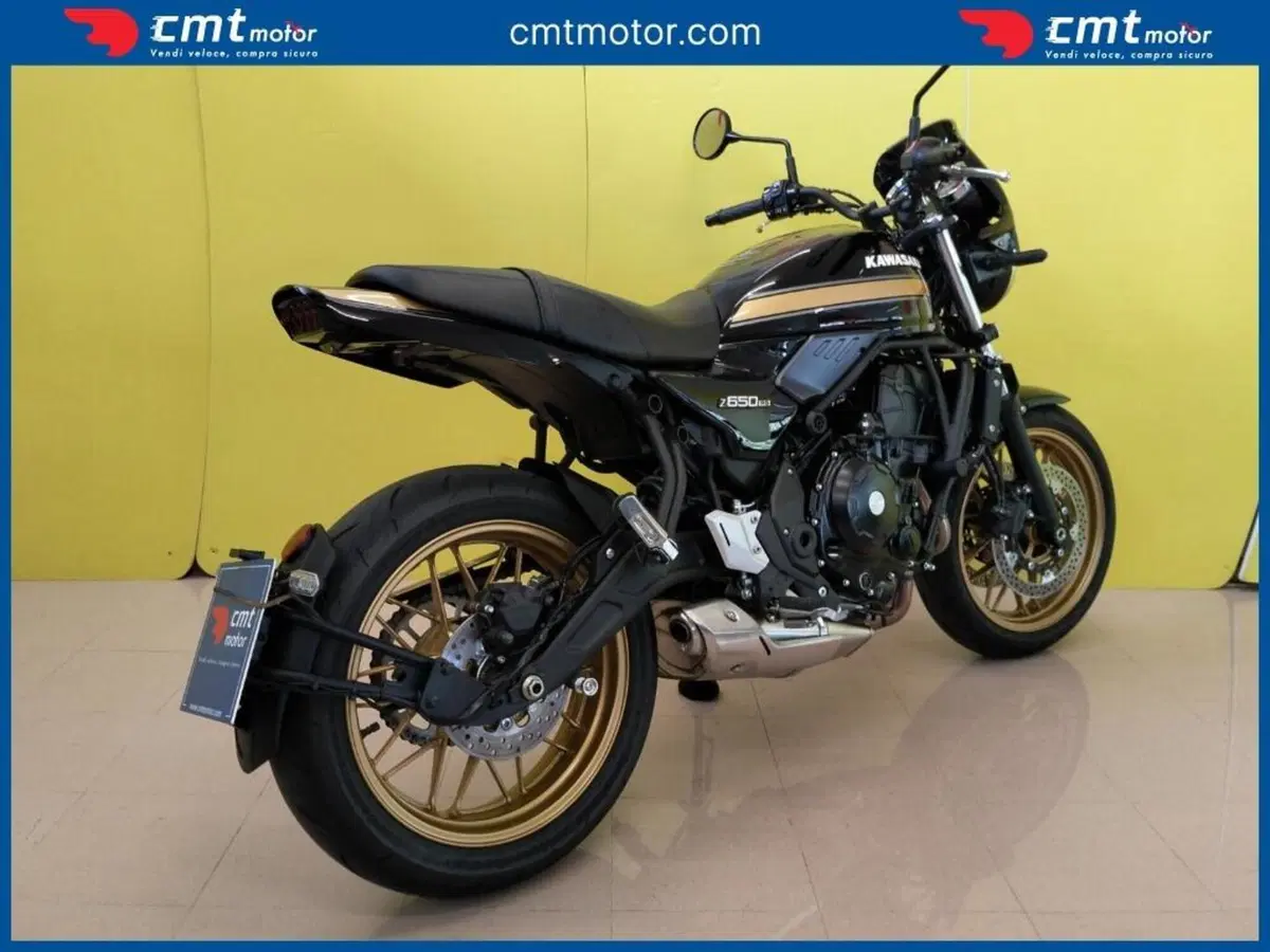 Kawasaki Z 650 RS (2022 - 24) (4)