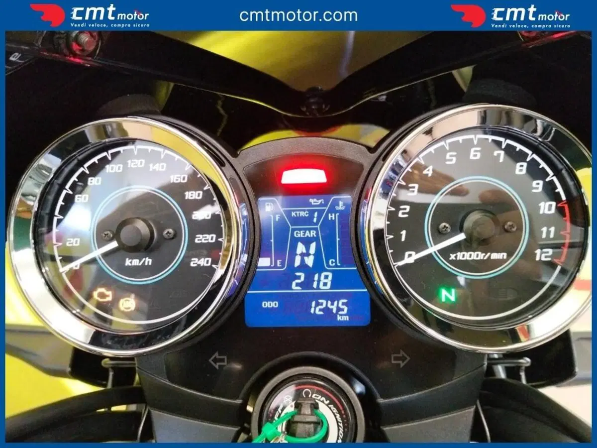 Kawasaki Z 650 RS (2022 - 24) (5)