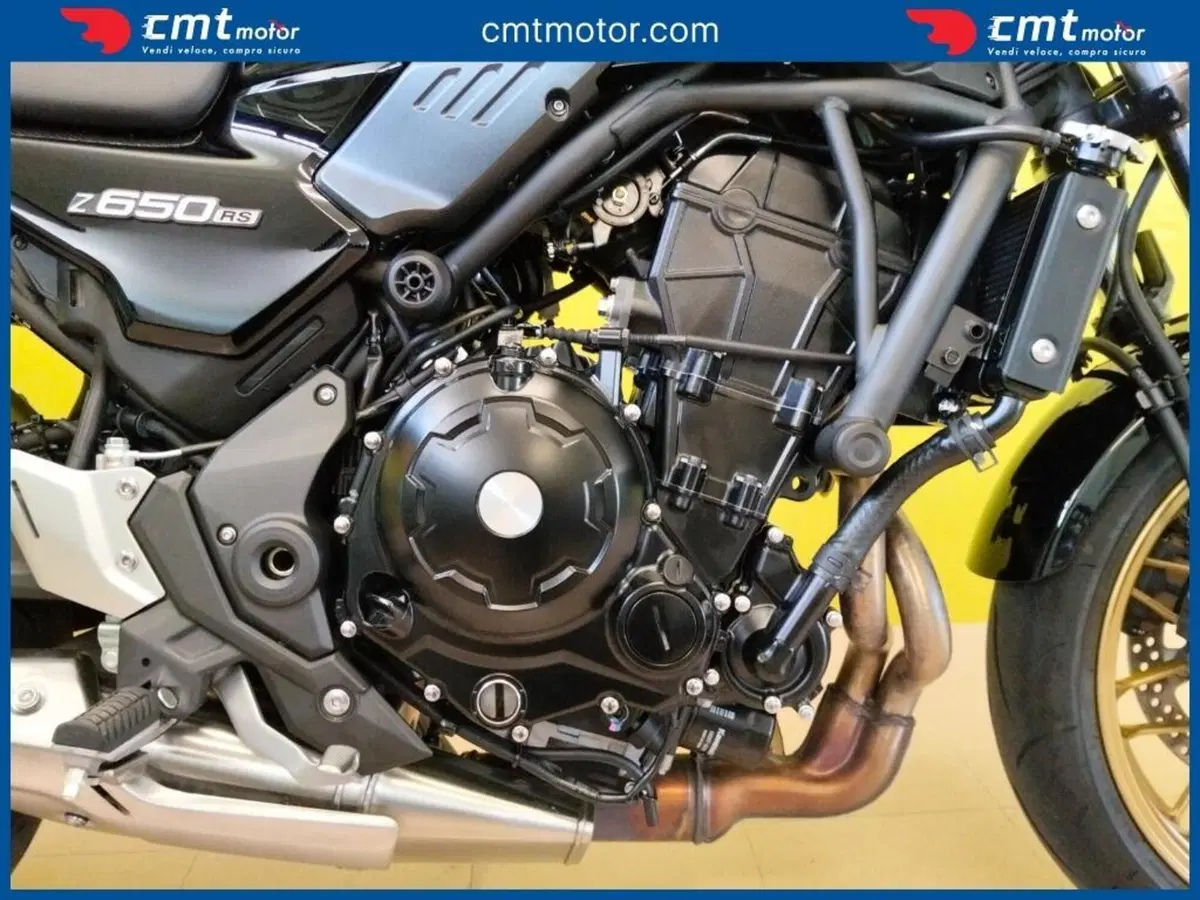 Kawasaki Z 650 RS (2022 - 24) (7)