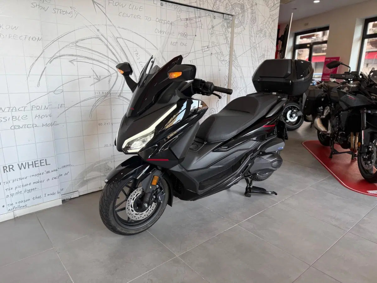 Honda Forza 350 Deluxe (2025 - 26) (5)
