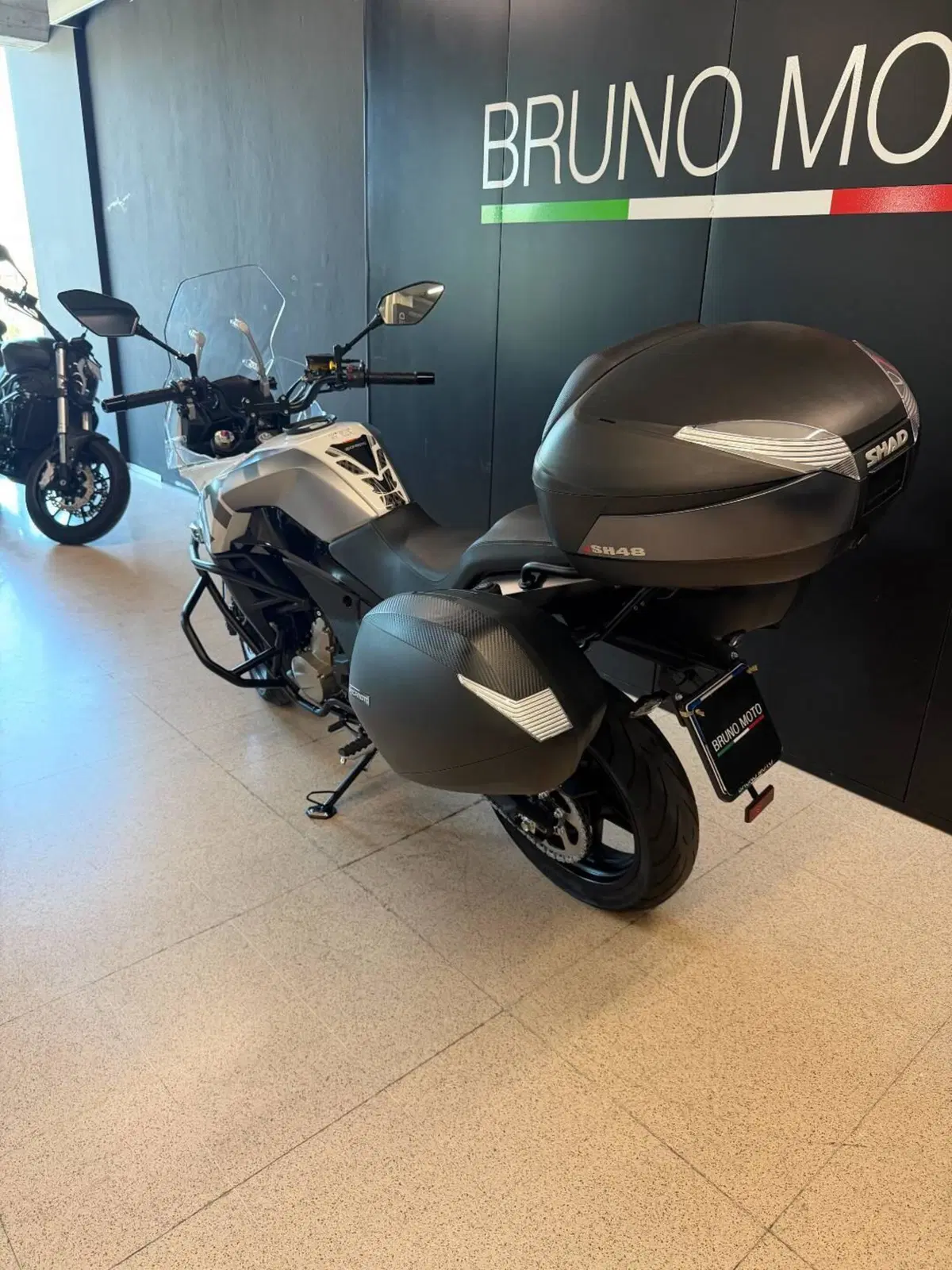 CFMOTO 650MT (2021 - 24) (5)