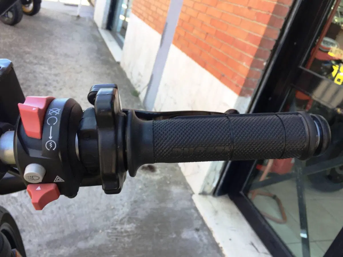 Ducati Scrambler 800 Icon (2017 - 20) (13)
