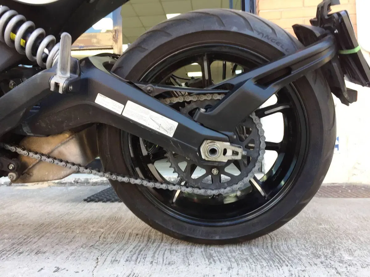 Ducati Scrambler 800 Icon (2017 - 20) (19)