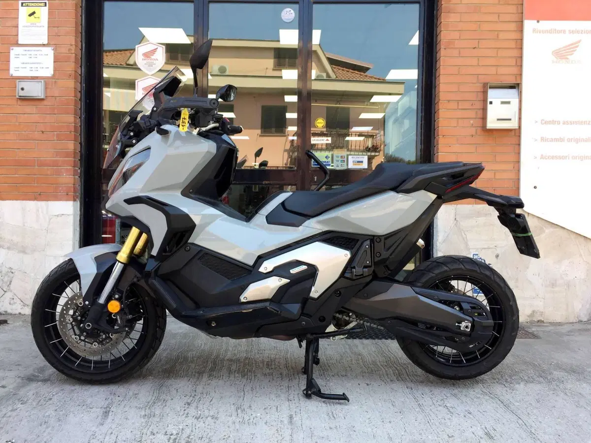 Honda X-ADV 750 DCT (2021 - 24) (5)
