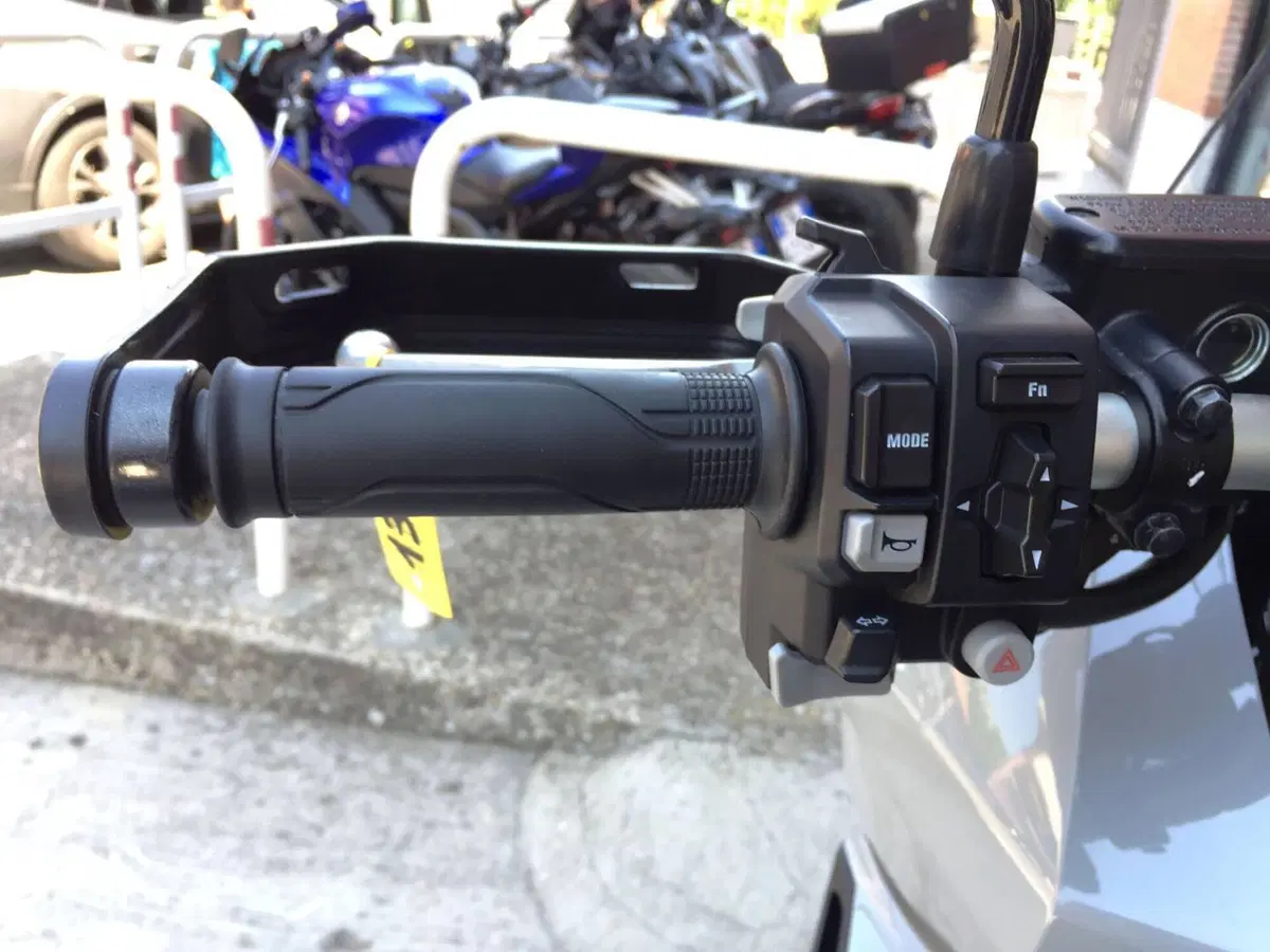 Honda X-ADV 750 DCT (2021 - 24) (12)