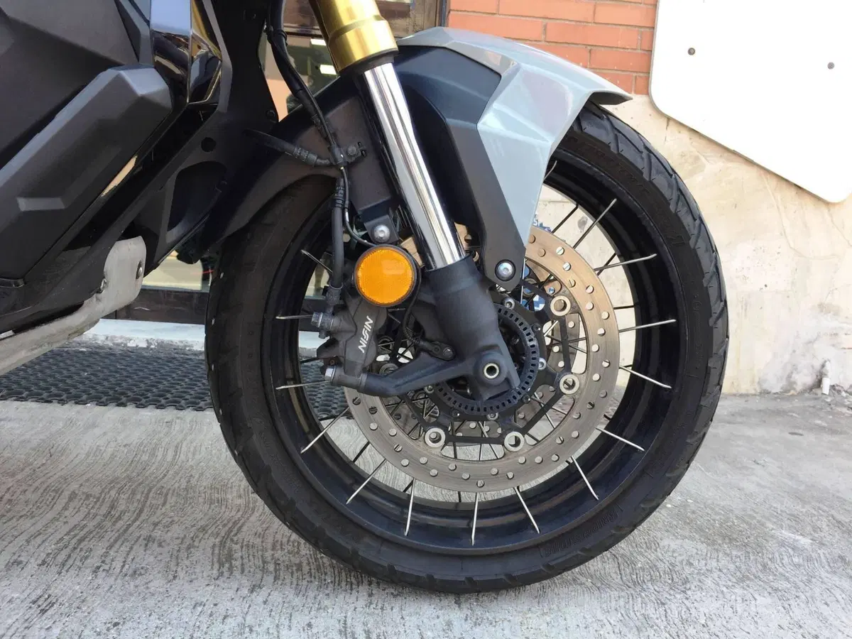 Honda X-ADV 750 DCT (2021 - 24) (16)