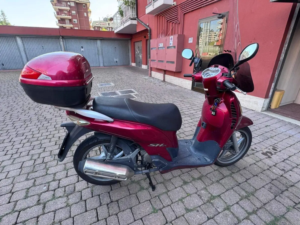 Honda SH 125 (2000 - 04) (3)