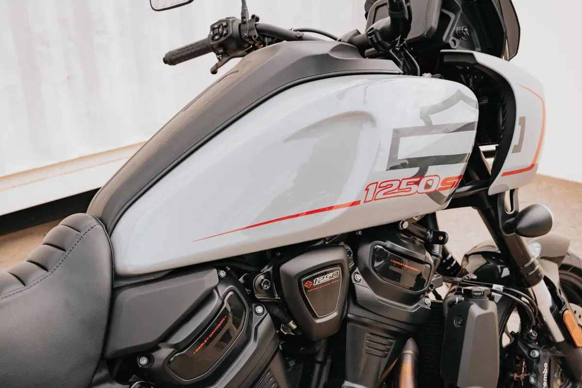 Harley-Davidson Pan America 1250 ST (2025 - 26) (5)