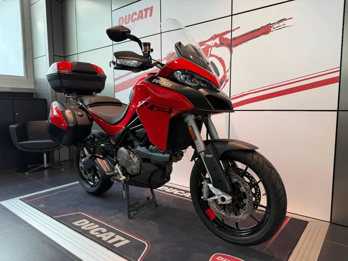 Ducati Multistrada V2 S (2022 - 24) (2)