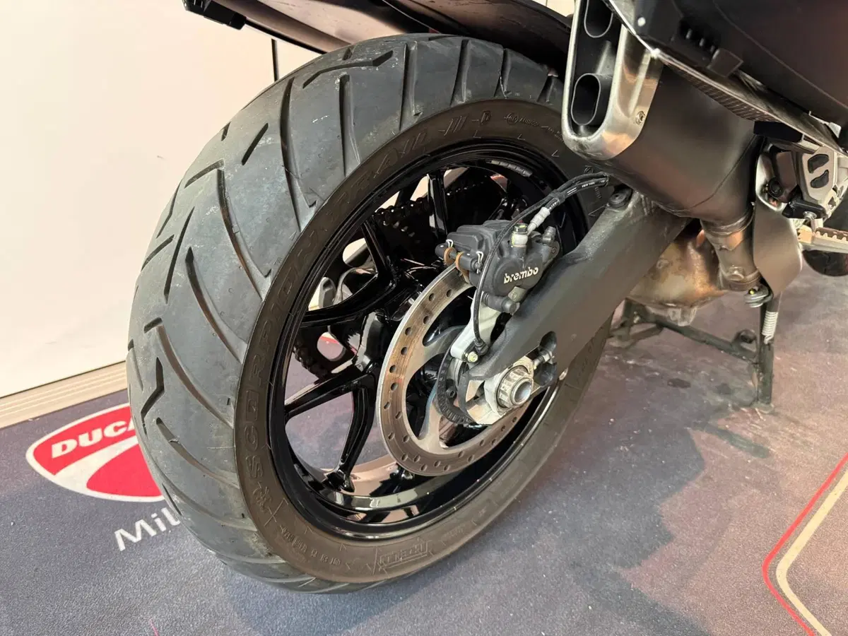 Ducati Multistrada V2 S (2022 - 24) (6)
