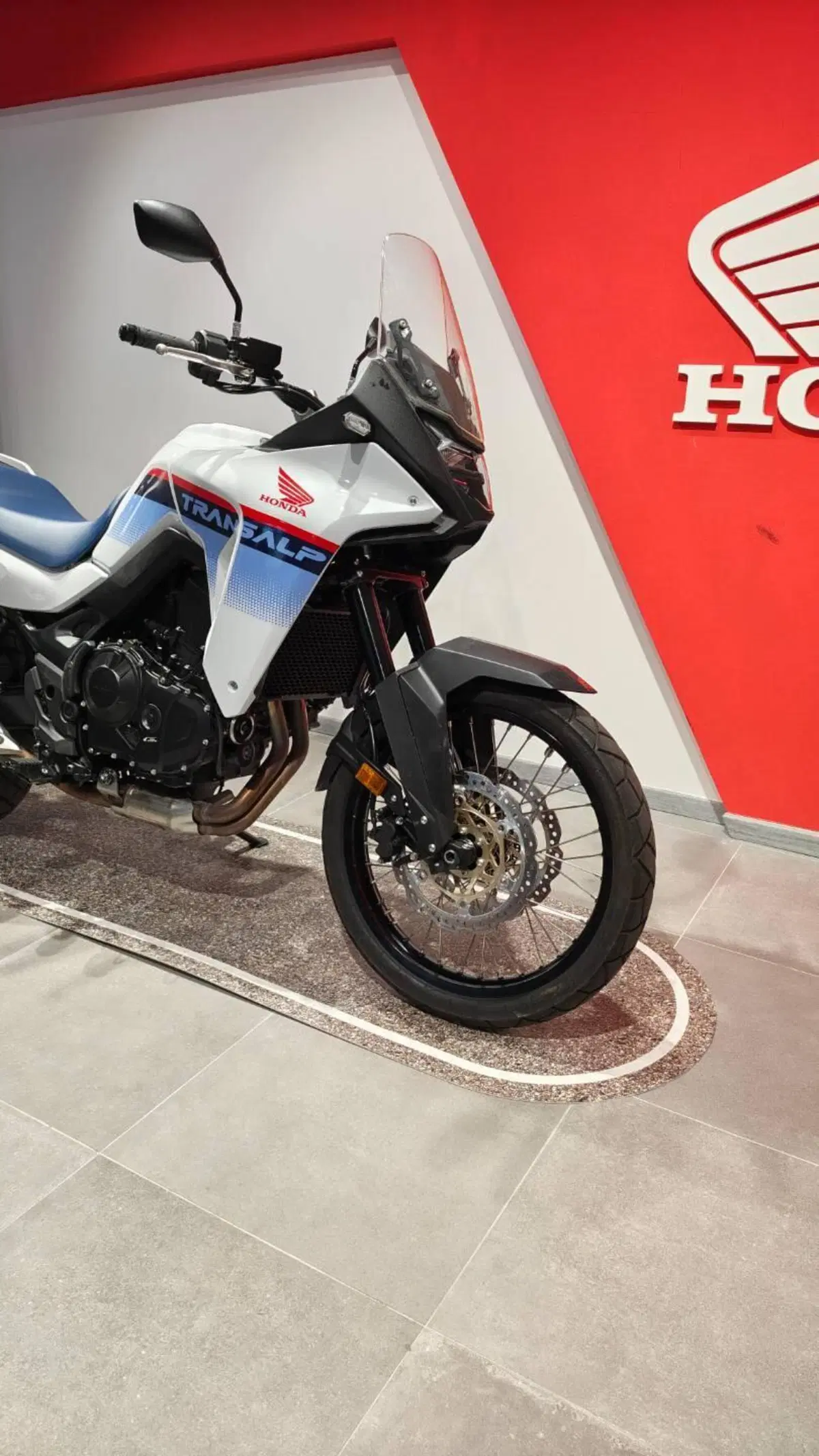 Honda Transalp XL750 (2023 - 24) (2)