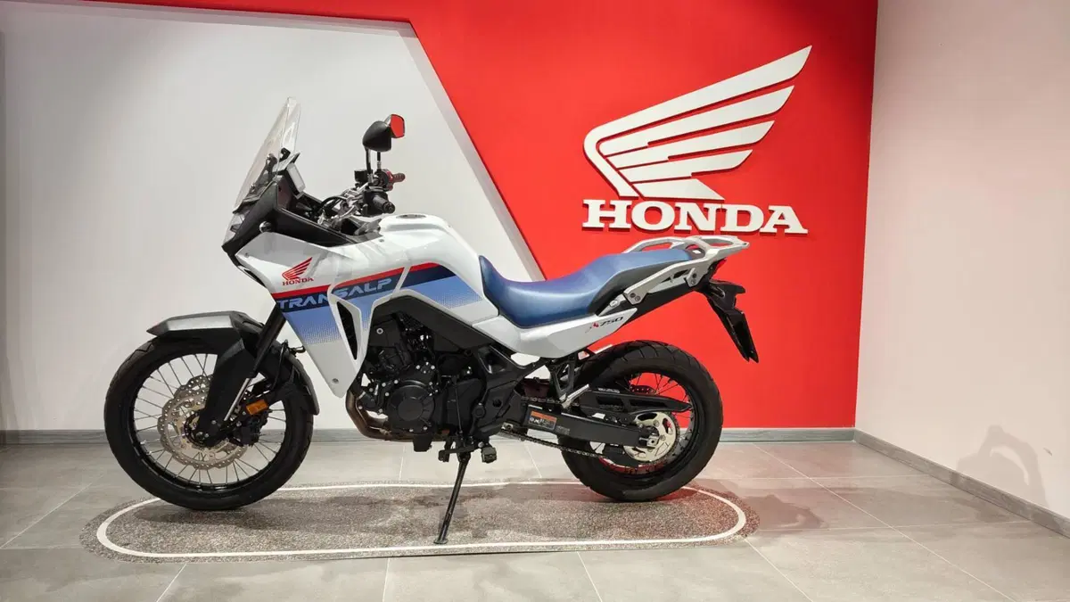 Honda Transalp XL750 (2023 - 24) (3)