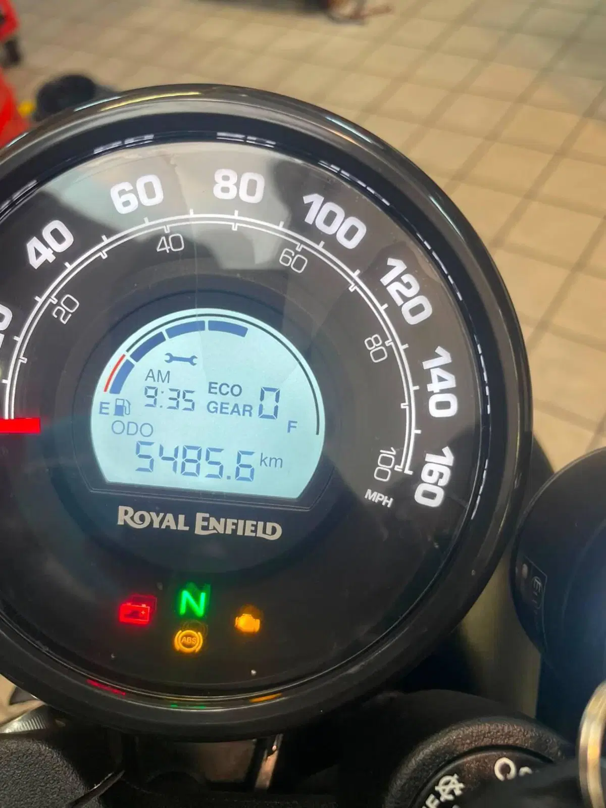 Royal Enfield HNTR 350 (2022 - 26) (3)