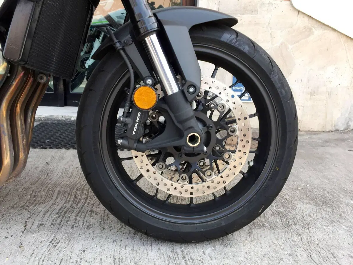 Honda CB 1000 R (2021 - 25) (16)
