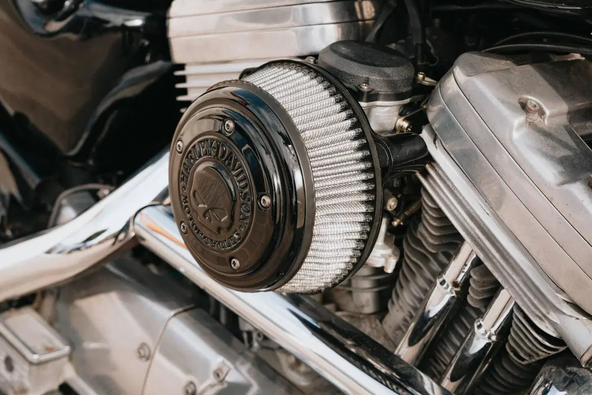 Harley-Davidson 883 Hugger (1994 - 00) - XLH (6)