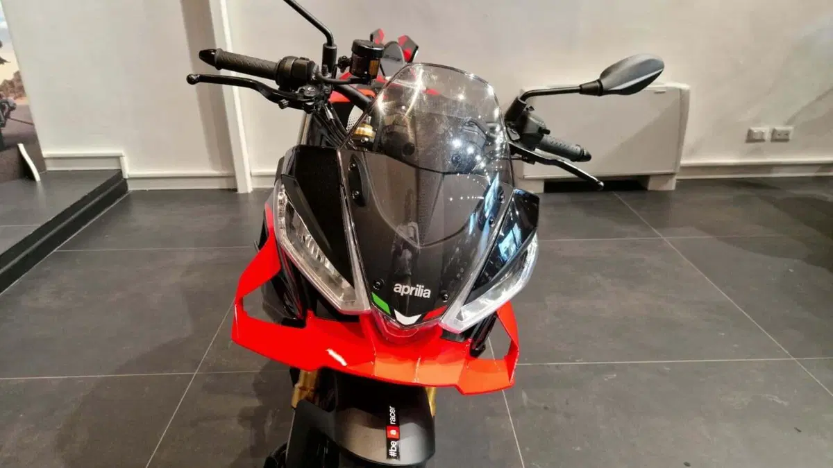 Aprilia Tuono V4 (2025 - 26) (8)