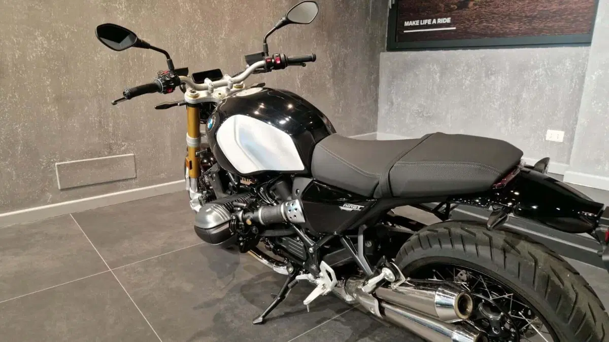 Bmw R 12 nineT (2023 - 26) (2)