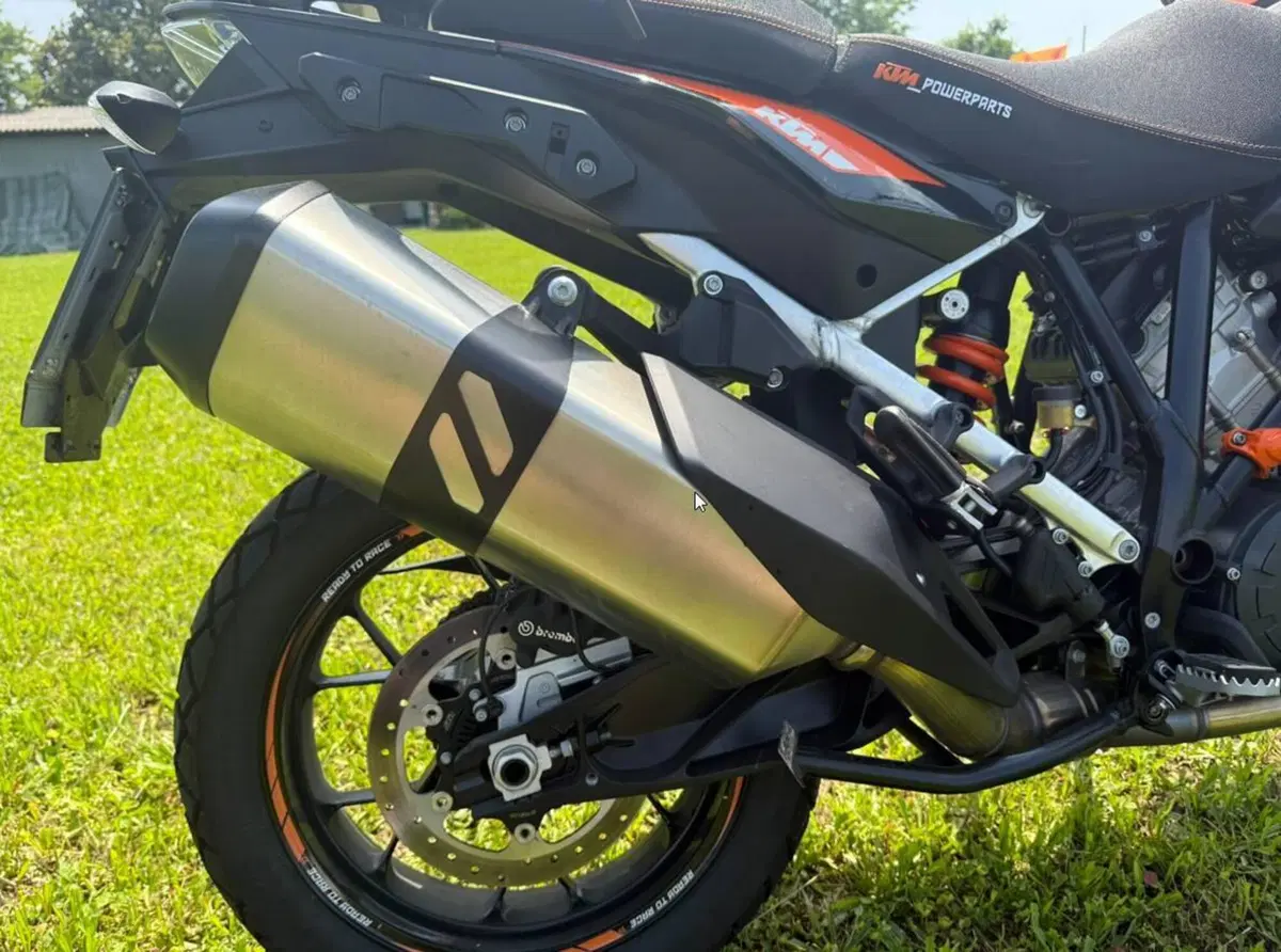 KTM 1050 Adventure (2015 - 16) (3)