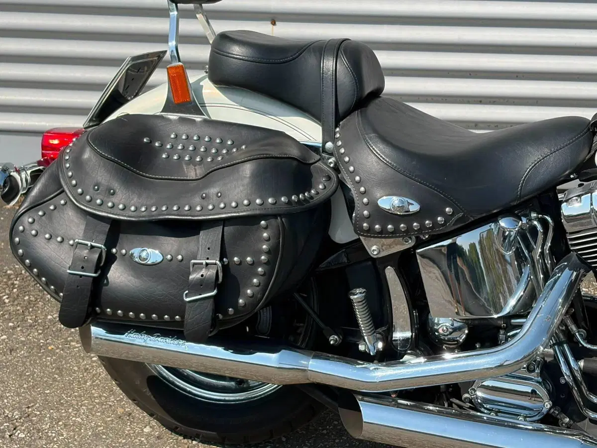 Harley-Davidson 1450 Heritage Classic (2003 - 05) - FLSTCI (7)