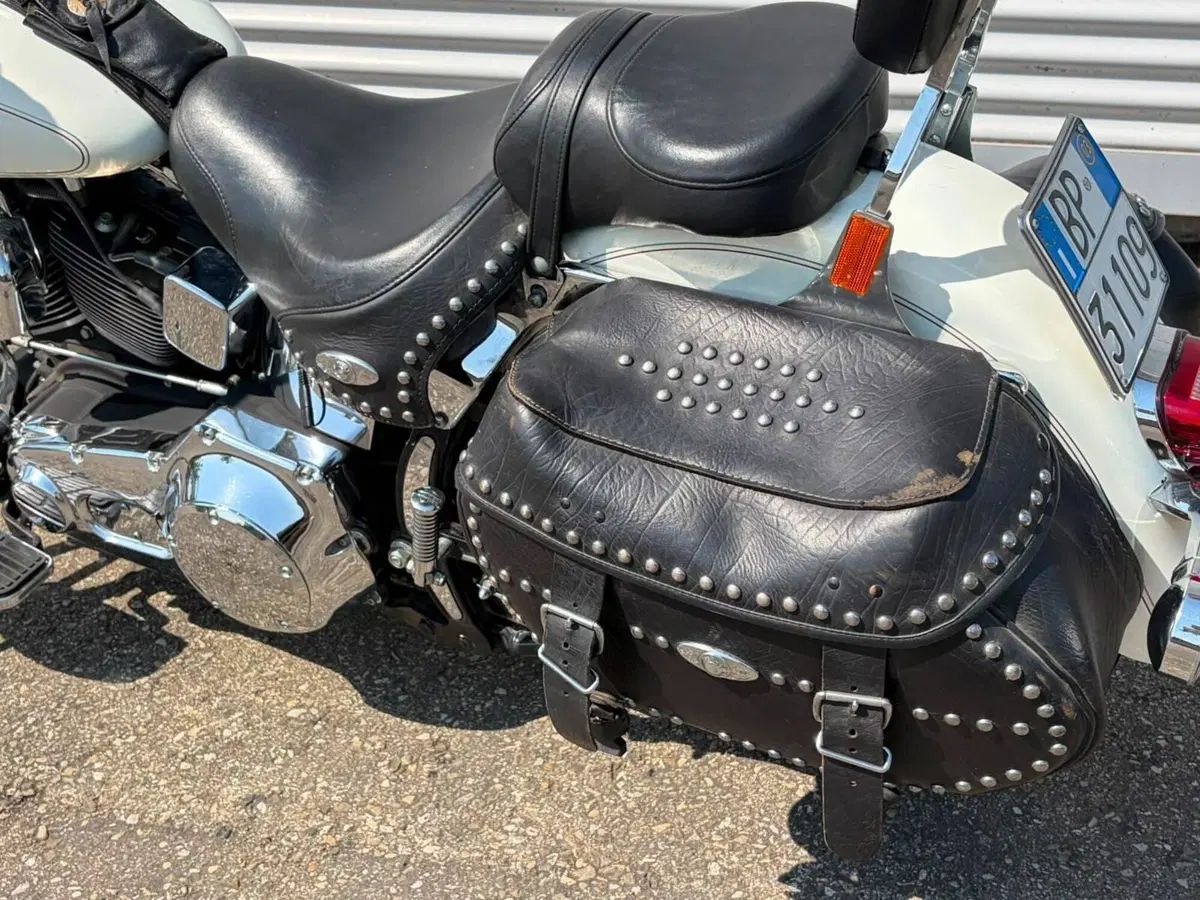 Harley-Davidson 1450 Heritage Classic (2003 - 05) - FLSTCI (9)