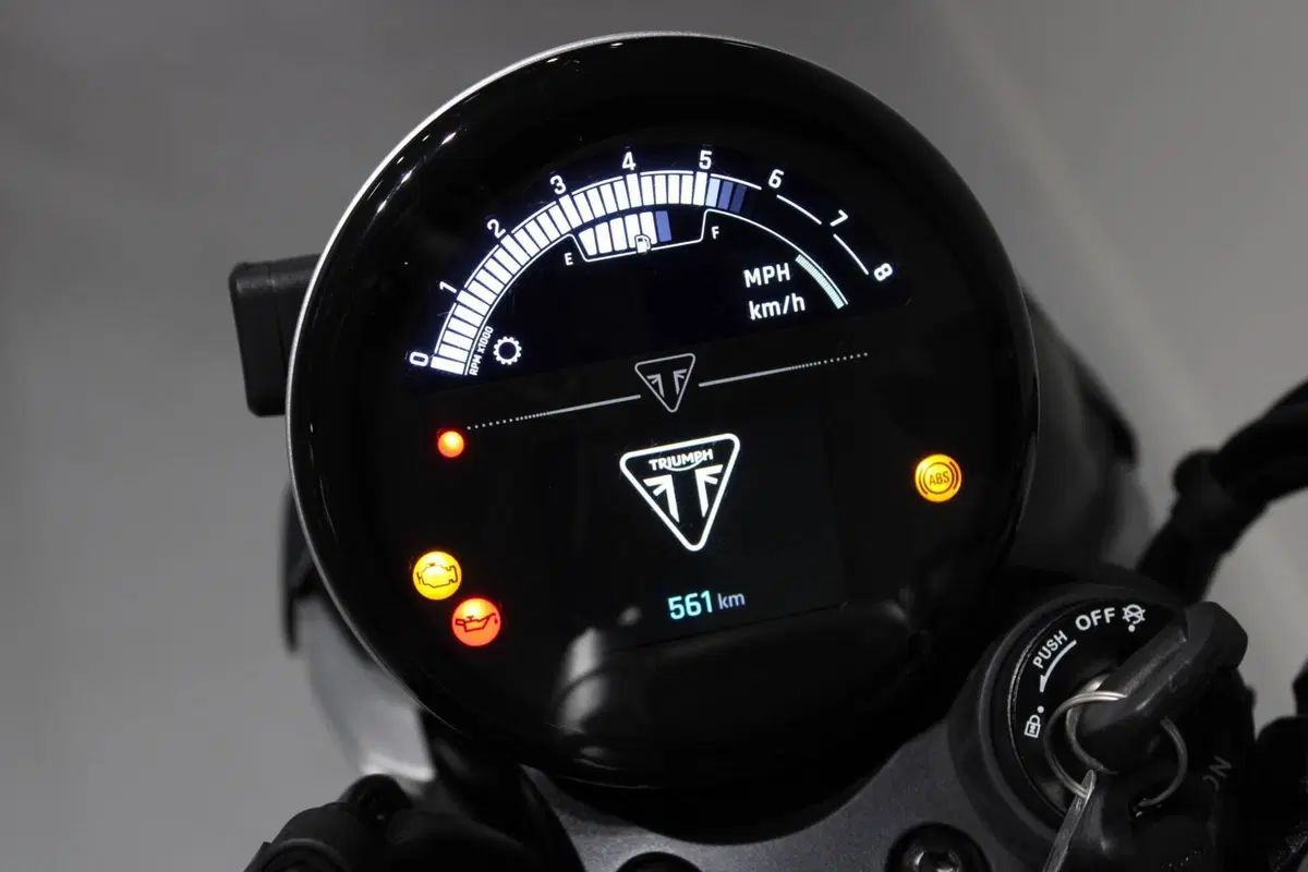 Triumph Speed Twin 900 (2025 - 26) (7)