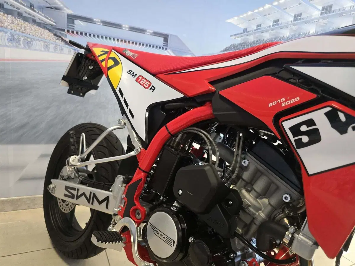Swm SM 125 R Reborn (2026) (14)