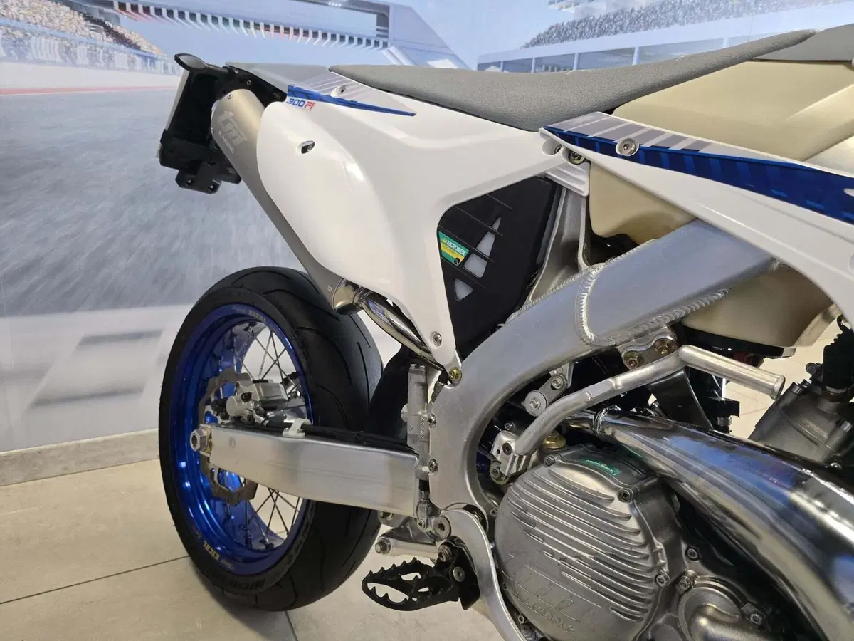 Tm Moto SMR 300 ES Fi 2T (2023 - 24) (14)