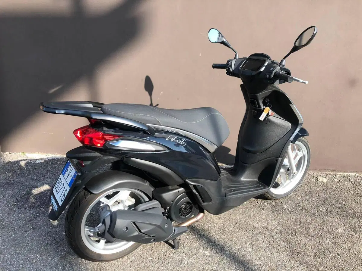 Piaggio Liberty 150 (2025 - 26) (4)