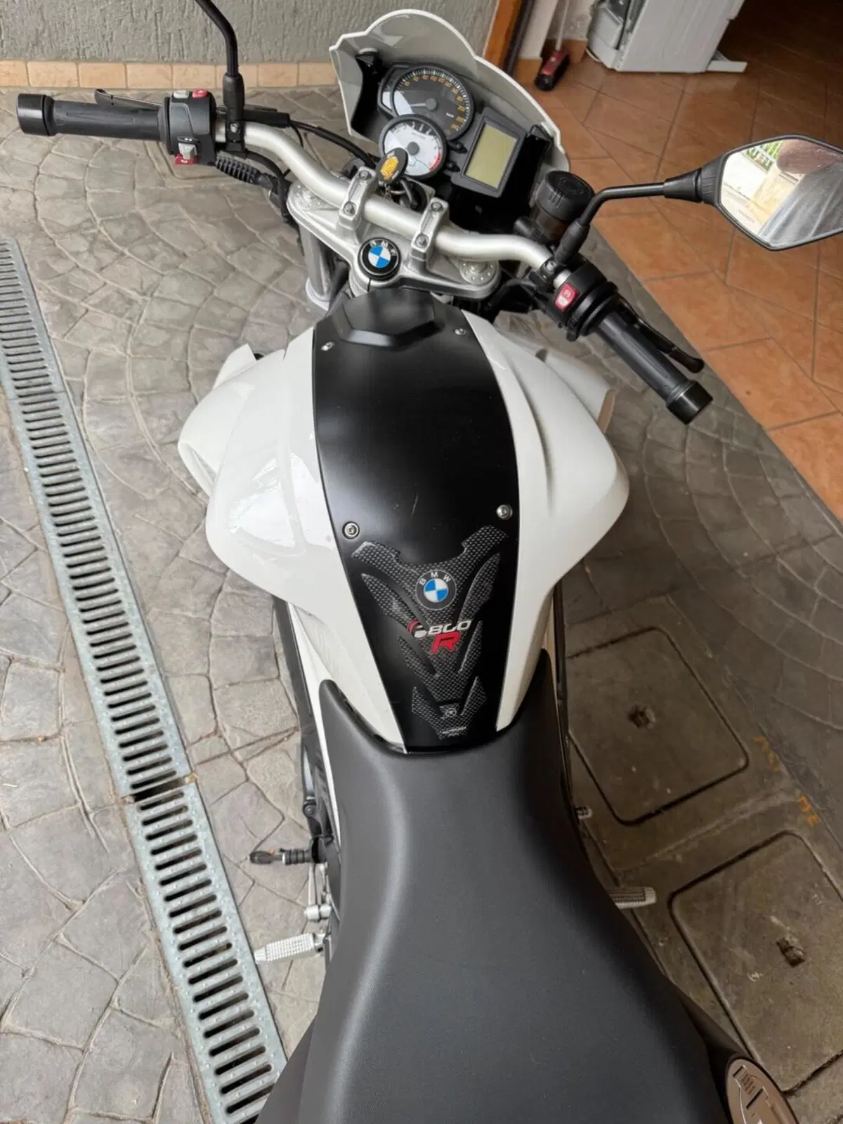 Bmw F 800 R (2012 - 14) (9)